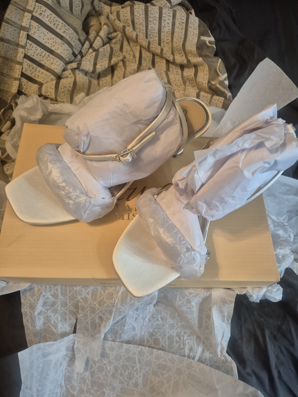 Nayla Kitten Heel Sandals
Jewel Badgley Mischka Collection